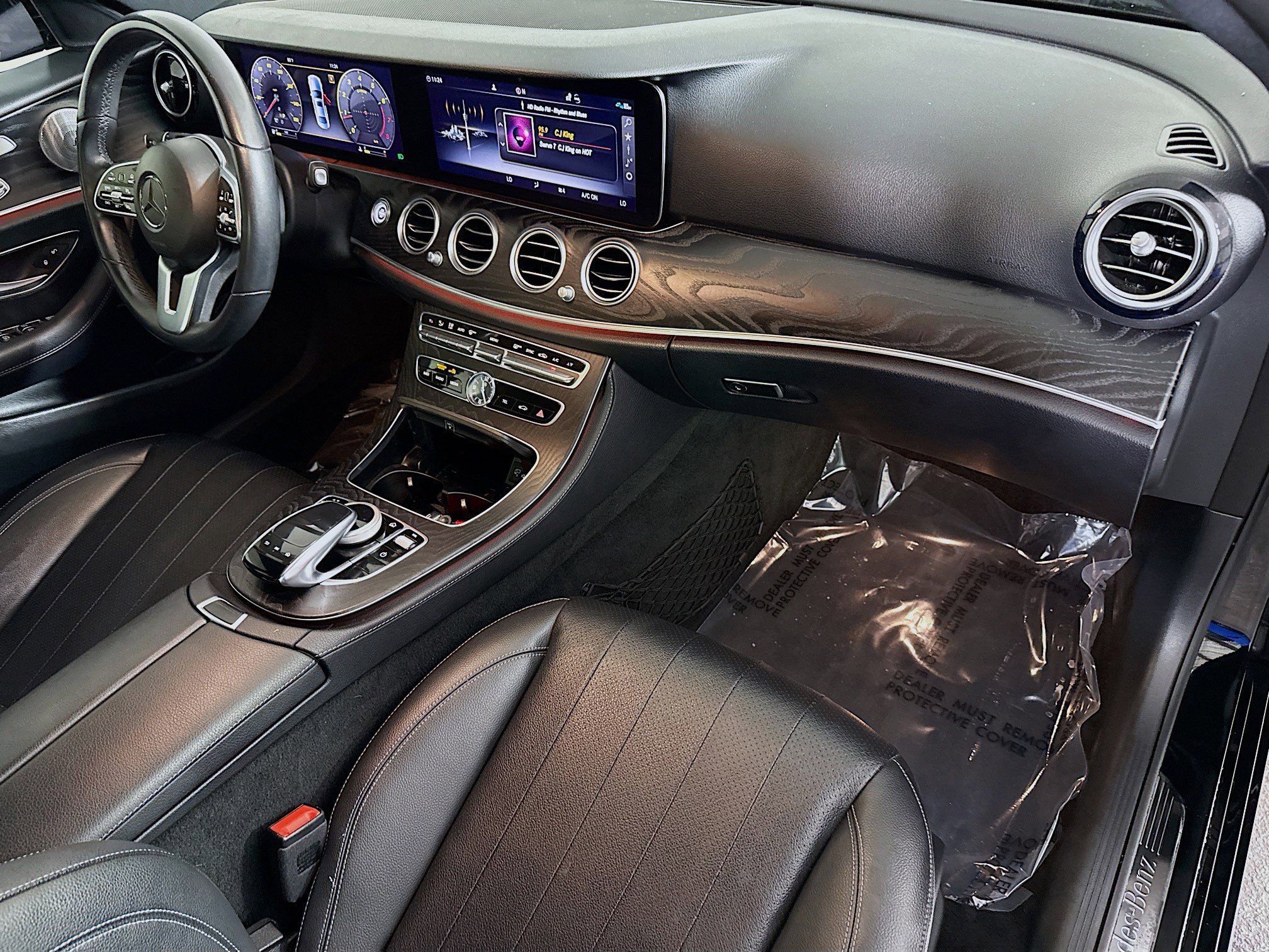 Used 2020 Mercedes-Benz E 350 Sedan w/ Premium Package image 30