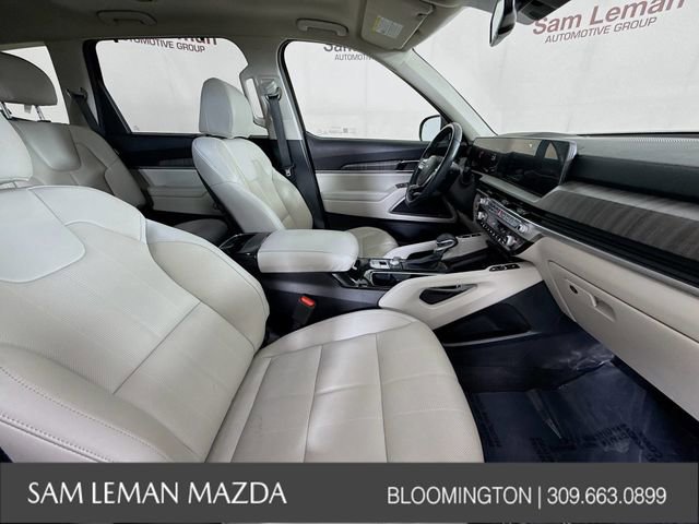 Used 2023 Kia Telluride EX w/ EX Captain's Chair Package image 30