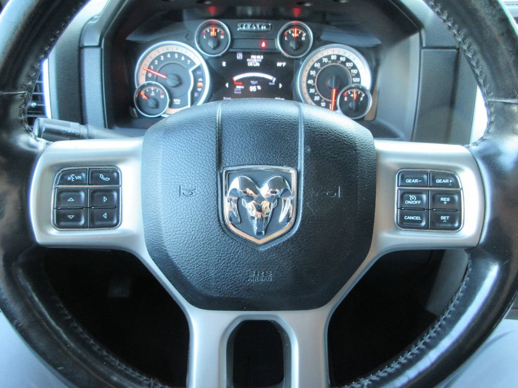 Used 2015 RAM 1500 Laramie w/ Convenience Group AWD/4WD image 30