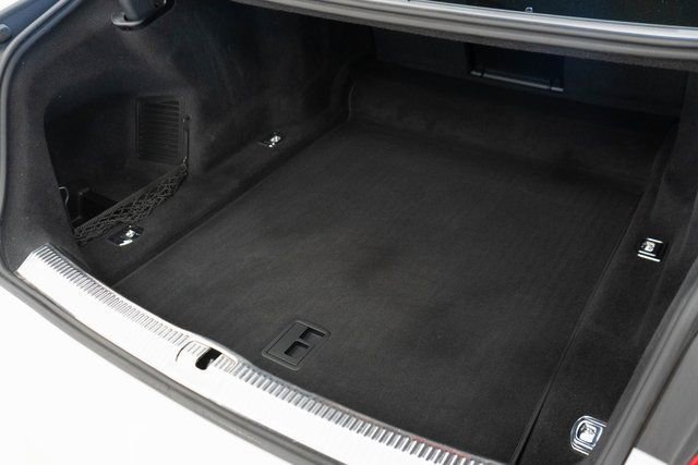 Used 2021 Audi A8 L 4.0T image 16