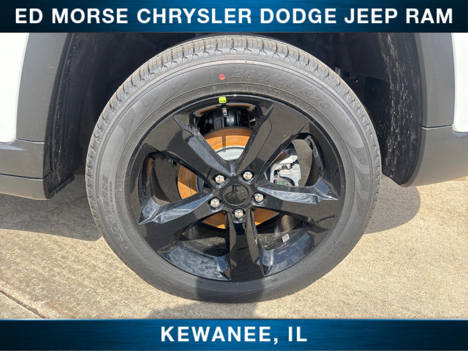 New 2026 Jeep Grand Cherokee Limited w/ Limited Altitude Package AWD/4WD image 18
