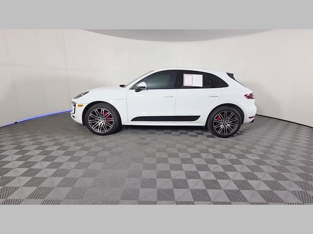 Used 2018 Porsche Macan GTS AWD/4WD image 48