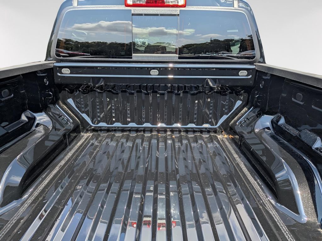 New 2026 GMC Canyon Elevation w/ Convenience Package image 9