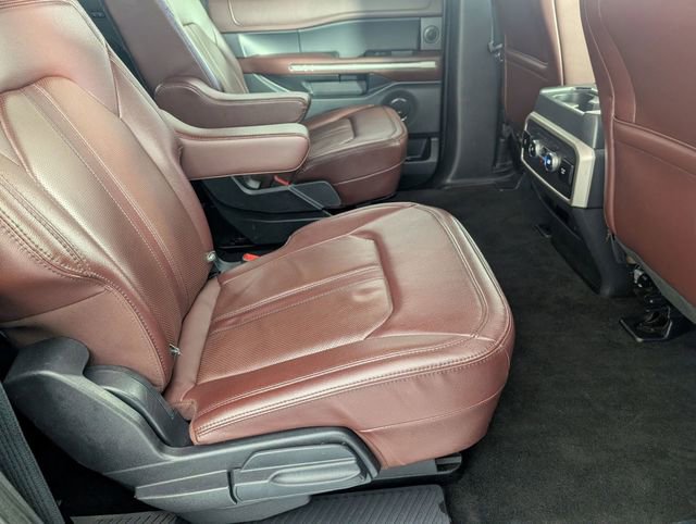 Used 2023 Ford Expedition Max Limited image 35