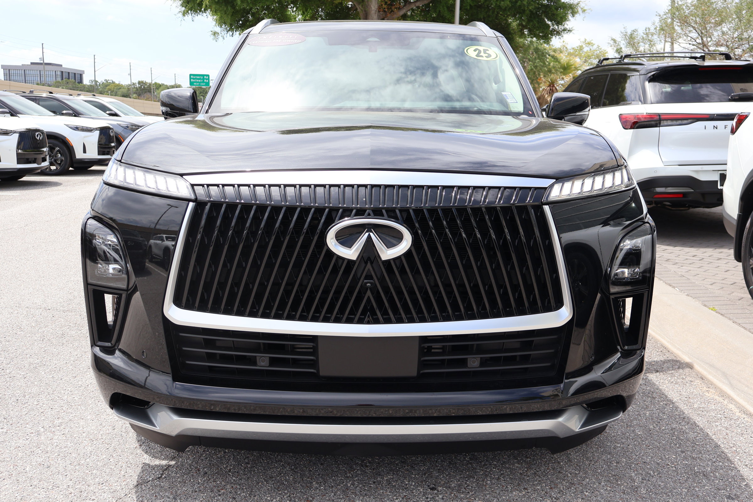 Certified 2025 INFINITI QX80 Sensory AWD/4WD image 14