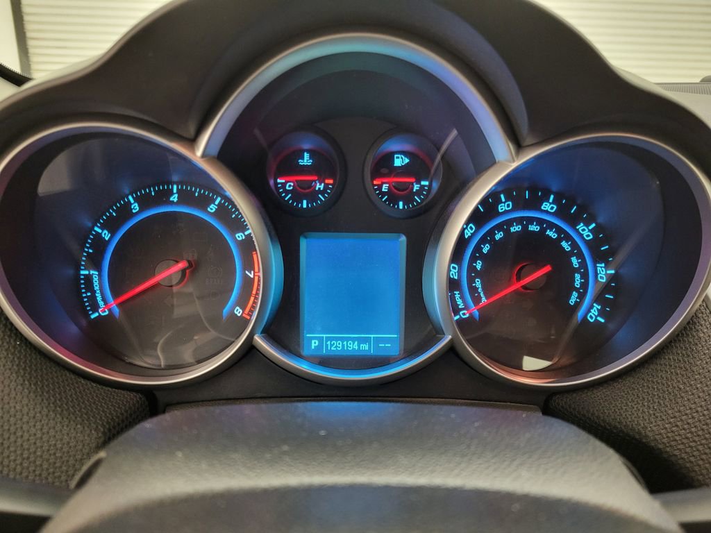 Used 2015 Chevrolet Cruze LT image 26