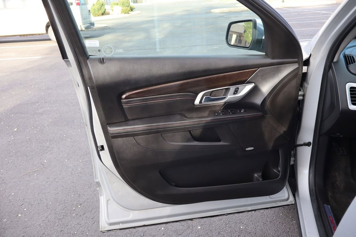 Used 2015 GMC Terrain Denali image 23