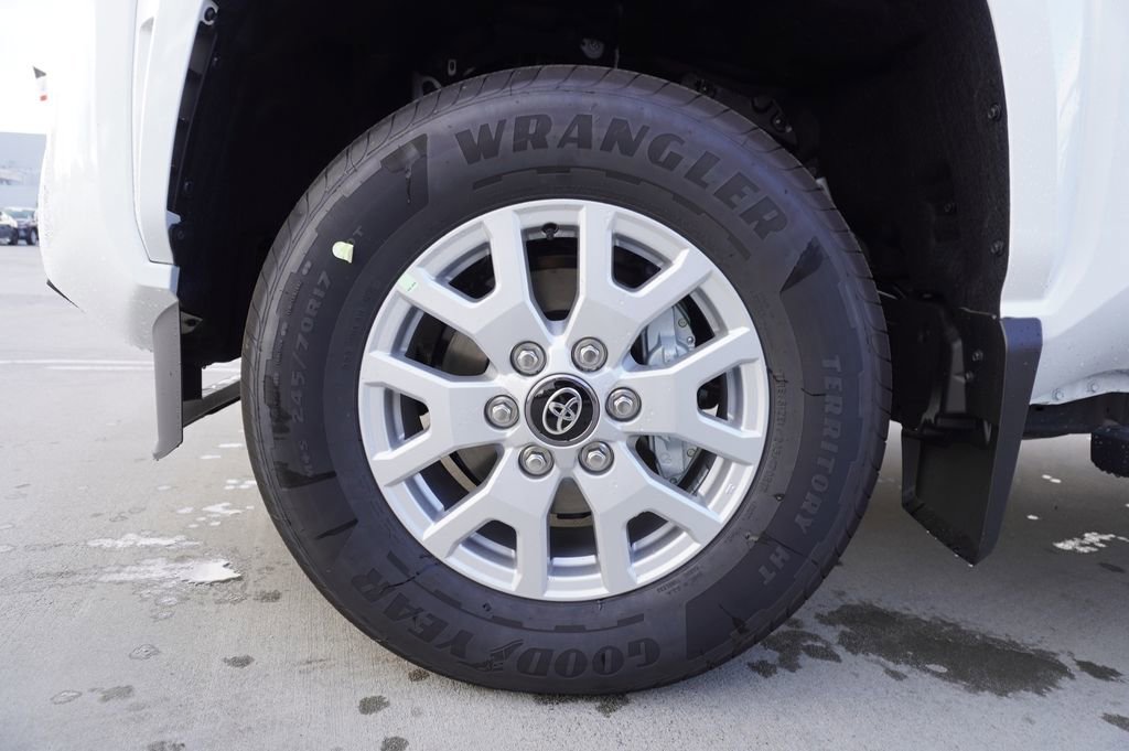 Certified 2026 Toyota Tacoma SR5 image 20