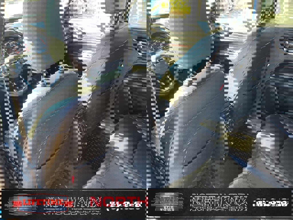 Used 2024 Jeep Compass Trailhawk image 16