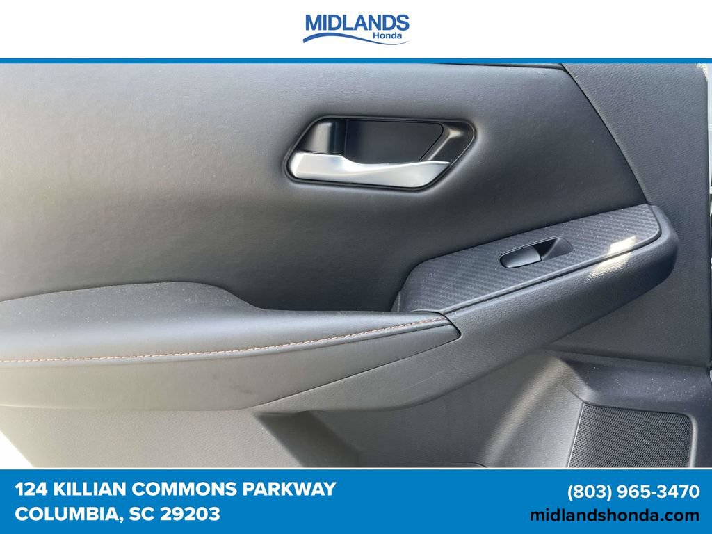 Used 2023 Nissan Sentra SR FWD image 12