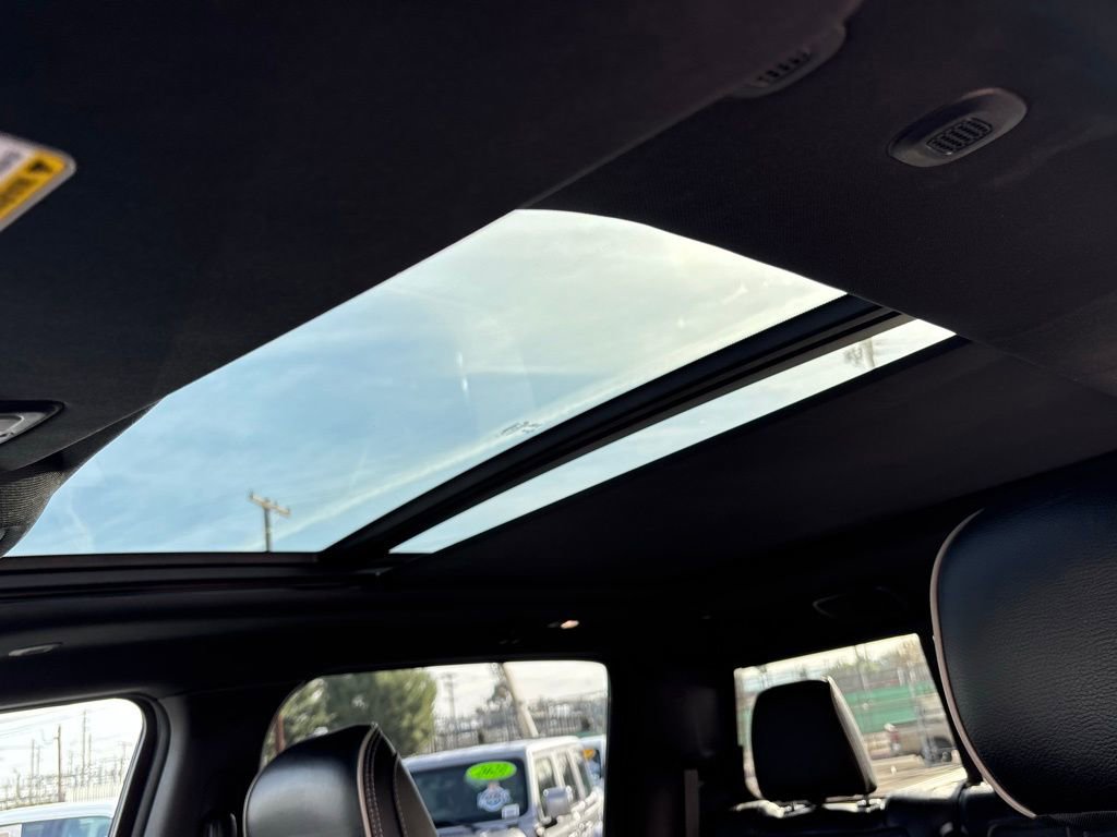 Used 2023 RAM 1500 Limited w/ Body Color Bumper Group image 11