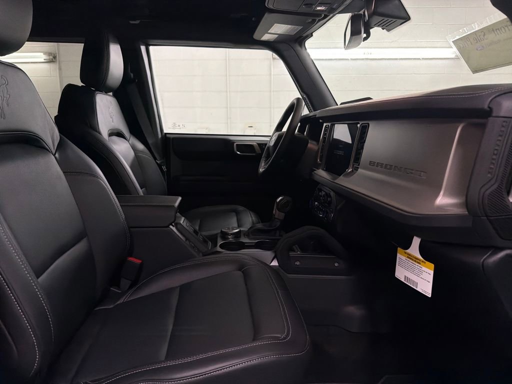 New 2025 Ford Bronco Outer Banks w/ Sasquatch Package image 28