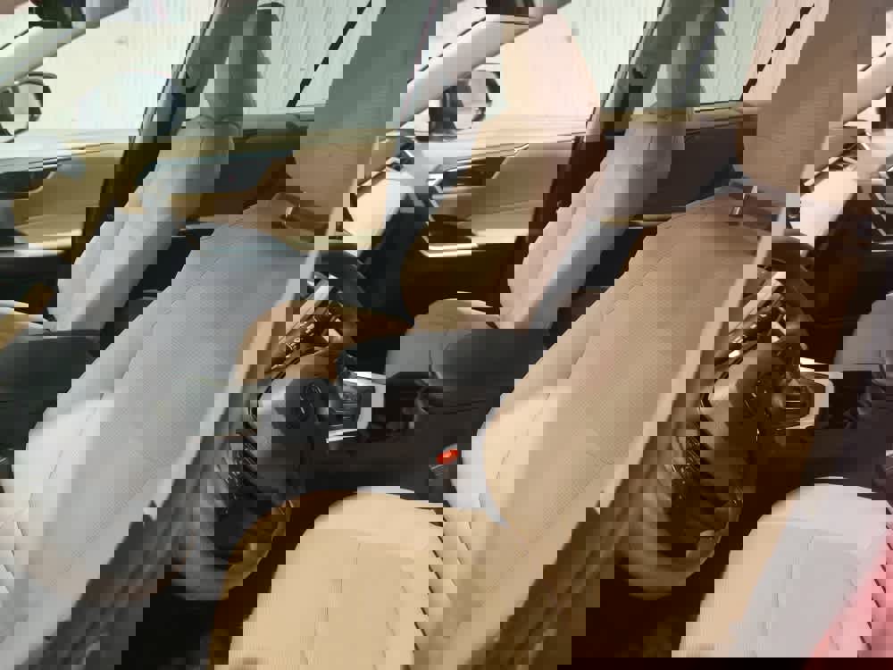 Used 2020 Toyota RAV4 LE image 20