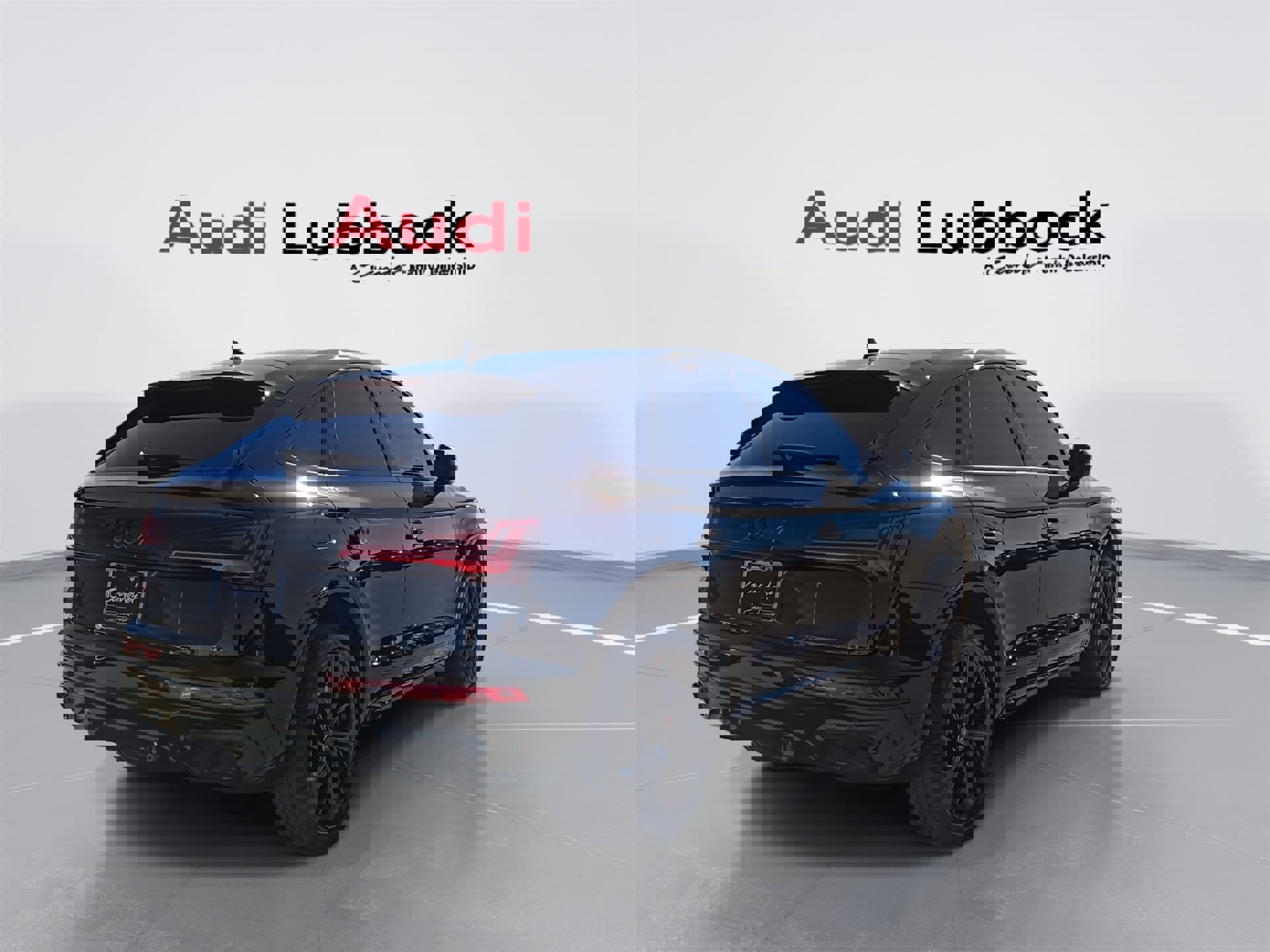 Certified 2025 Audi SQ5 Premium Plus image 8