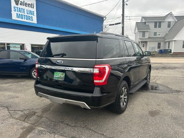 Used 2018 Ford Expedition XLT image 7