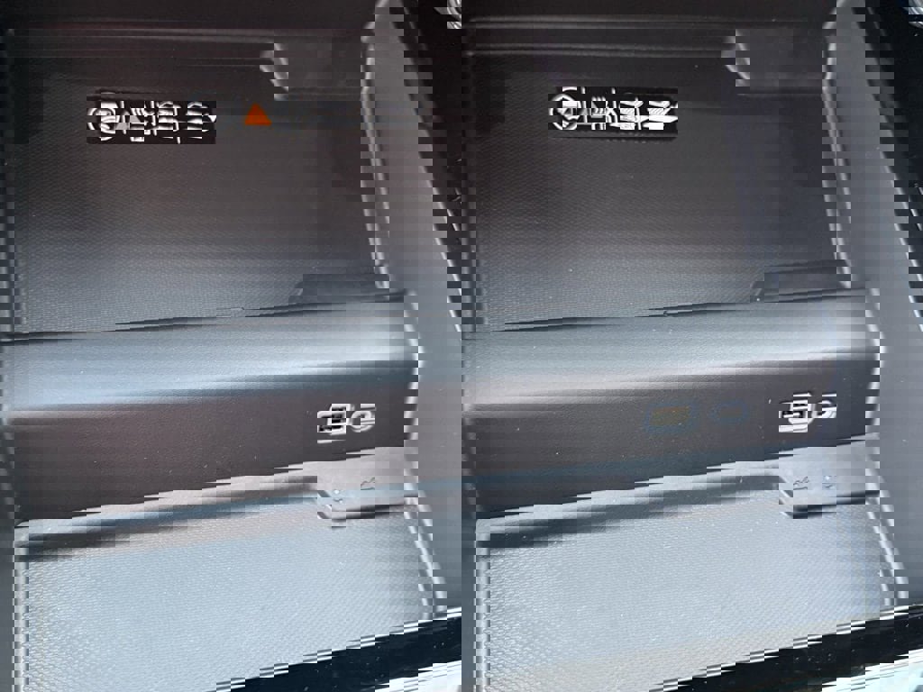 New 2026 Chevrolet Suburban LT w/ LPO, Dark Essentials Package image 26