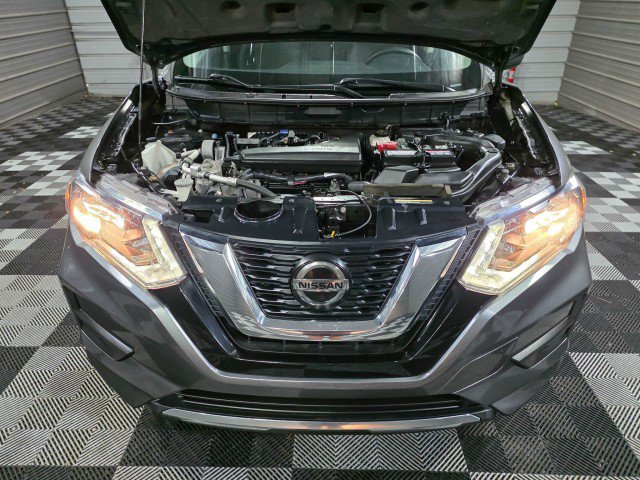 Used 2019 Nissan Rogue SV image 39