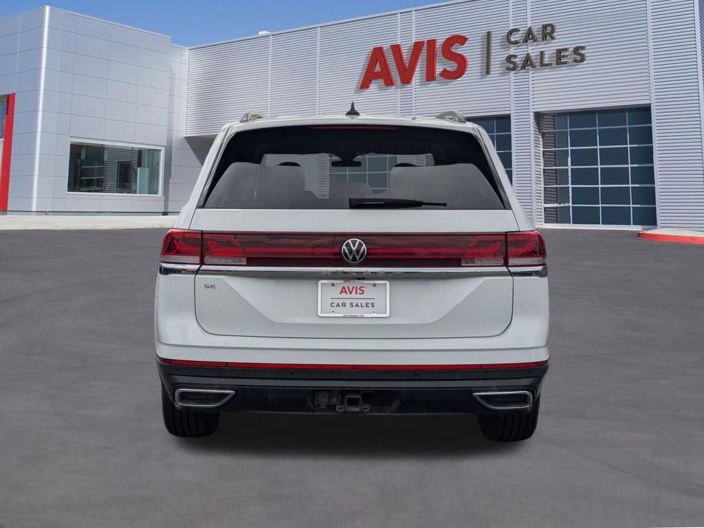 Used 2025 Volkswagen Atlas SE image 7