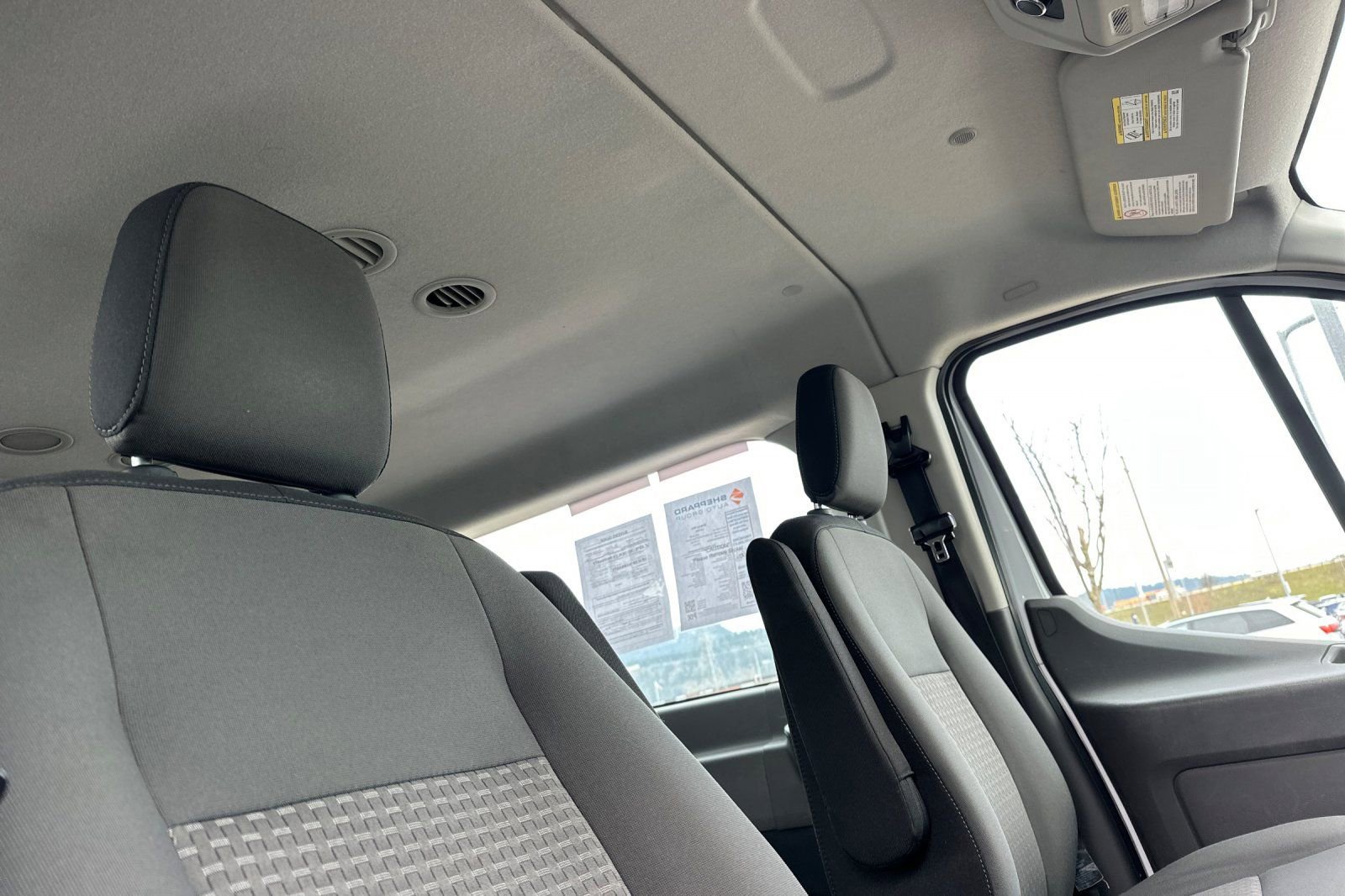 Used 2021 Ford Transit 350 XLT image 18