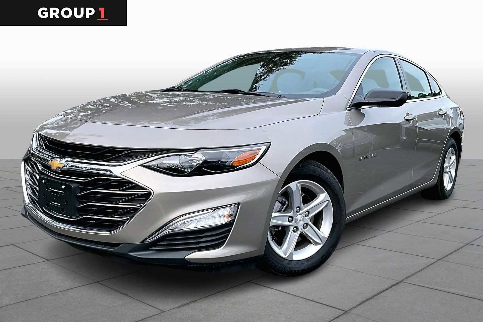 Used 2022 Chevrolet Malibu LS image 1