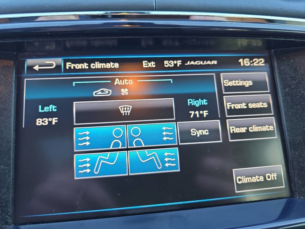 Used 2014 Jaguar XJ L Portfolio image 45