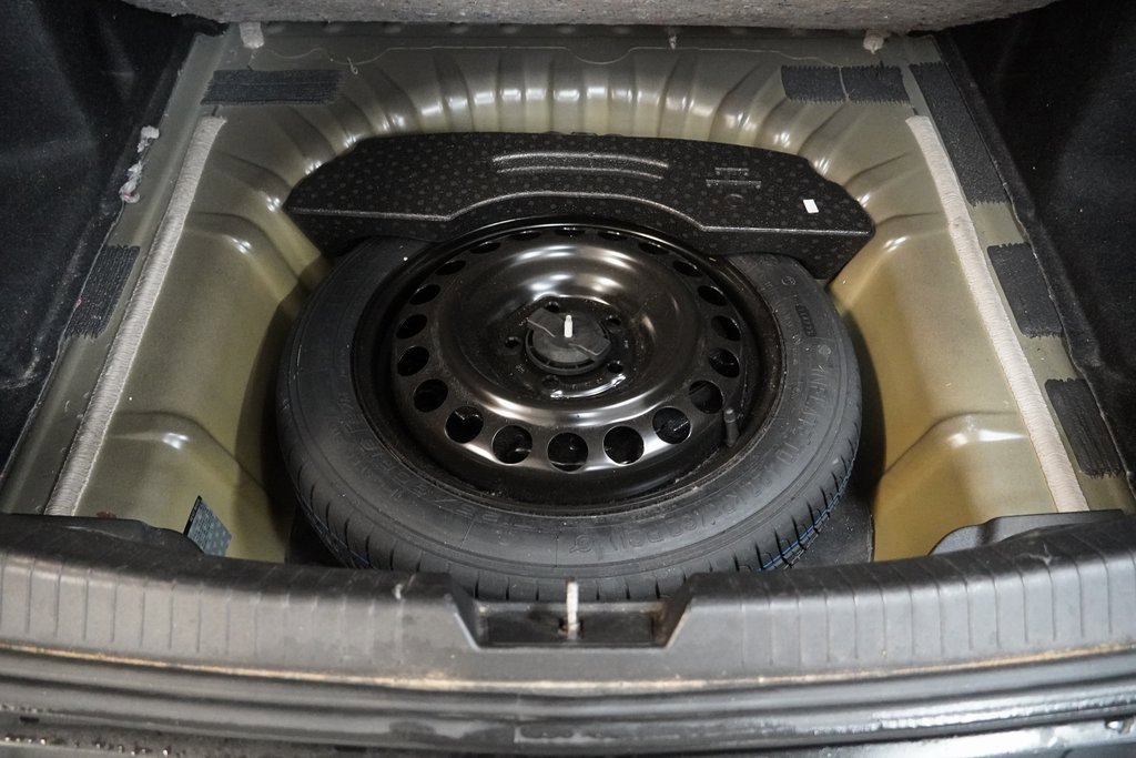 Used 2016 Chevrolet Malibu LT image 10