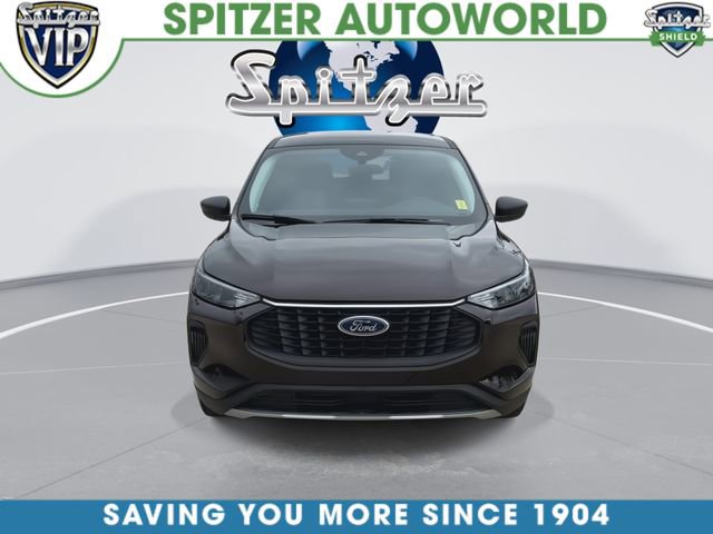 Used 2023 Ford Escape Active AWD/4WD image 3