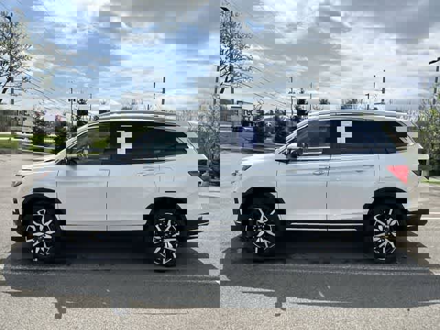 Used 2022 Honda Pilot Touring image 2