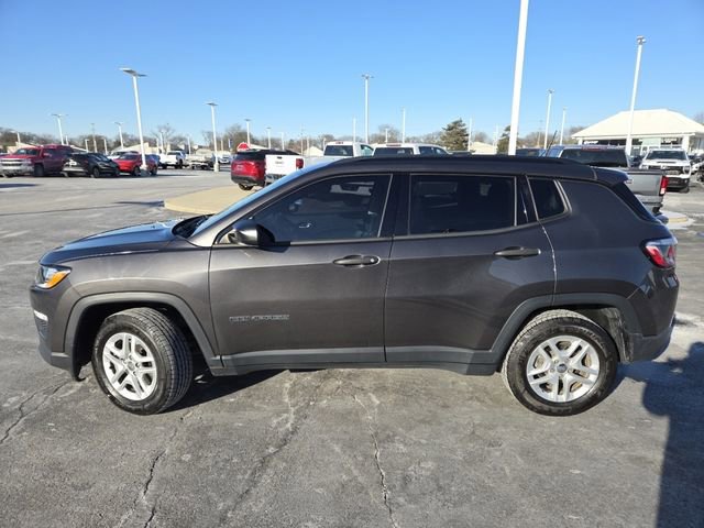 Used 2018 Jeep Compass Sport image 19