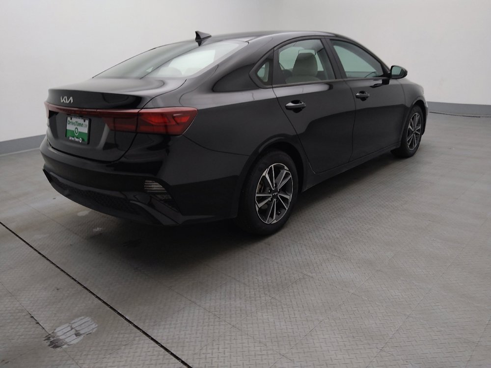 Used 2023 Kia Forte LXS image 10