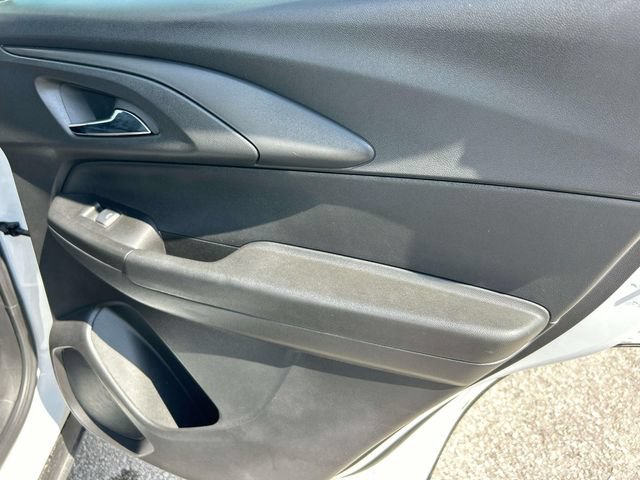 Used 2024 Chevrolet TrailBlazer LS FWD image 20