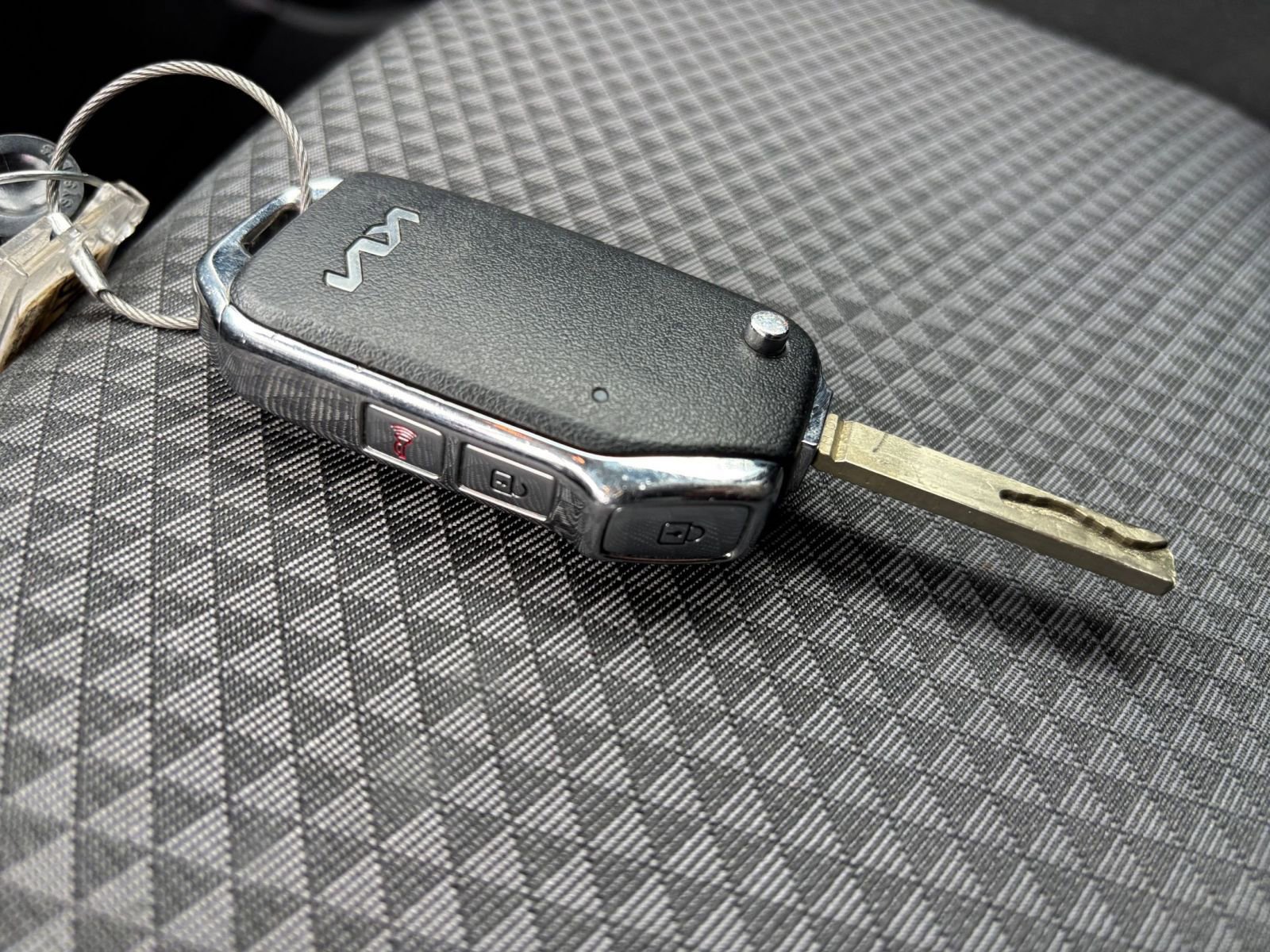 Used 2025 Kia Soul LX w/ LX Technology Package FWD image 18
