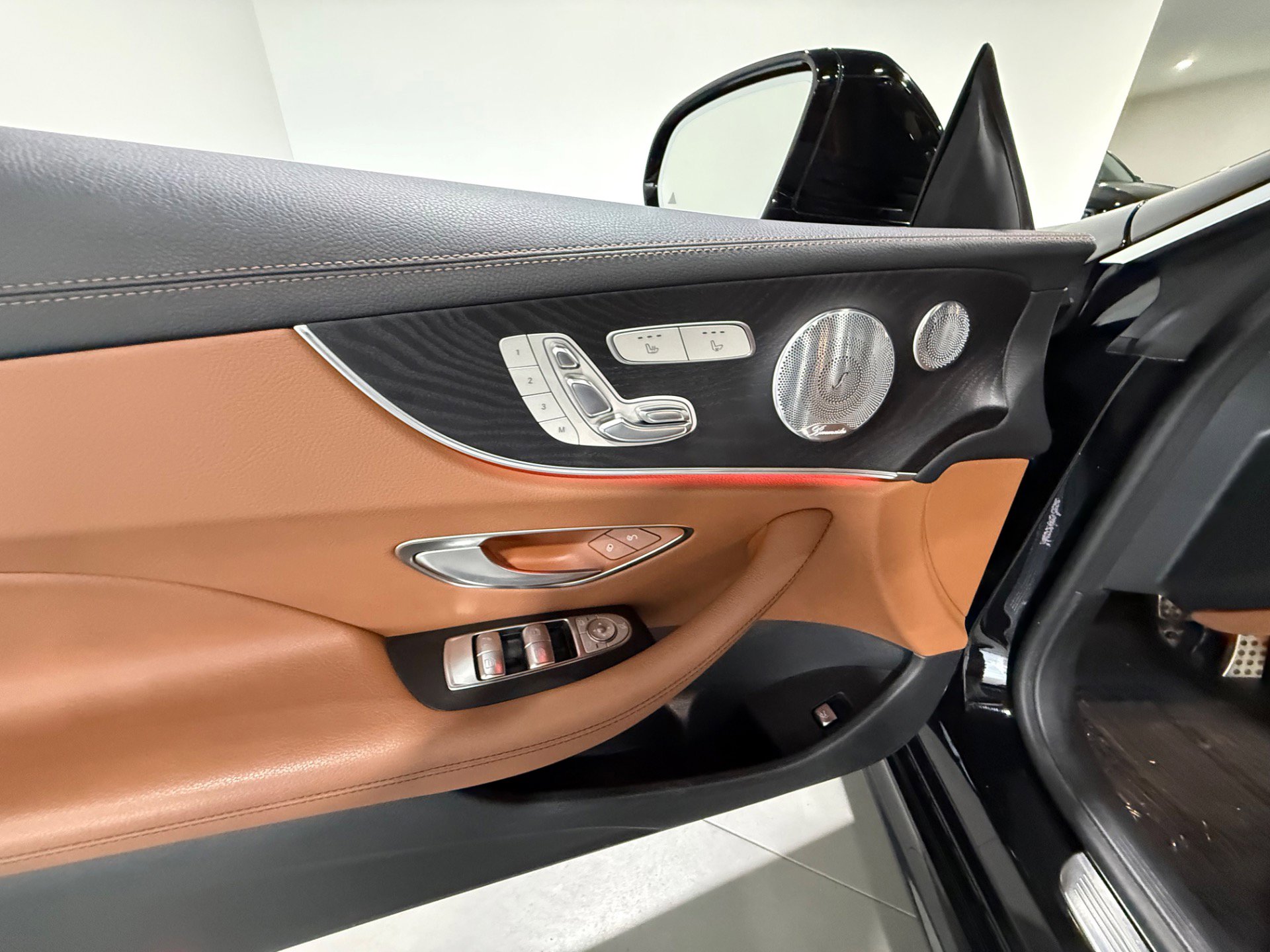 Used 2019 Mercedes-Benz E 450 4MATIC Coupe image 25