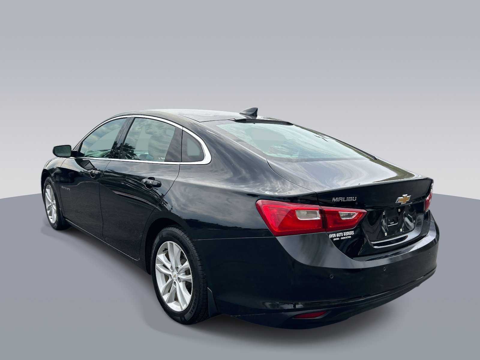 Used 2017 Chevrolet Malibu Hybrid w/ Leather Package image 31