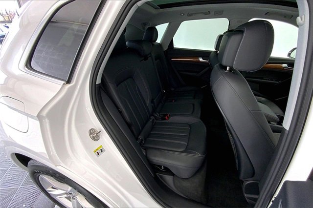 Certified 2023 Audi Q5 2.0T Premium w/ Convenience Package image 27