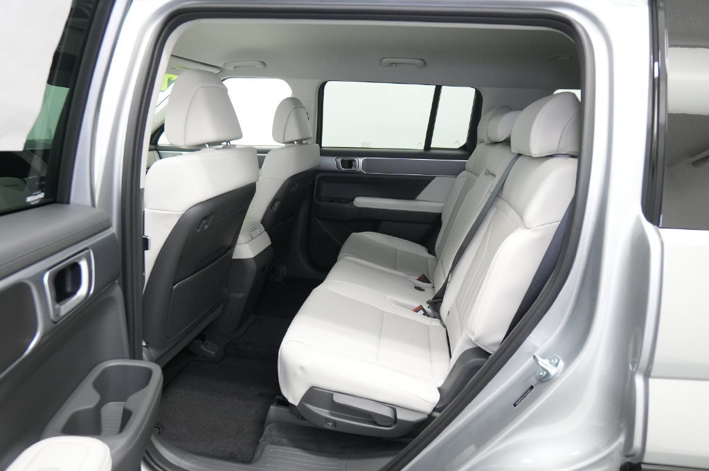 New 2026 Hyundai Santa Fe SEL AWD/4WD image 15