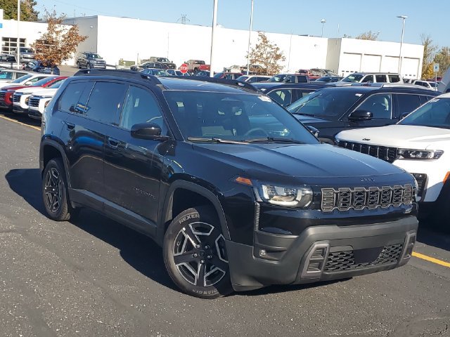 New 2026 Jeep Cherokee Laredo AWD/4WD image 1