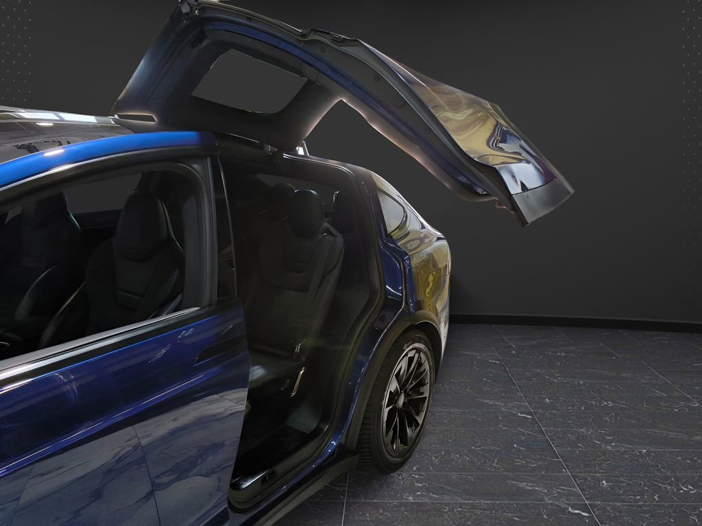 Used 2016 Tesla Model X 75D image 33