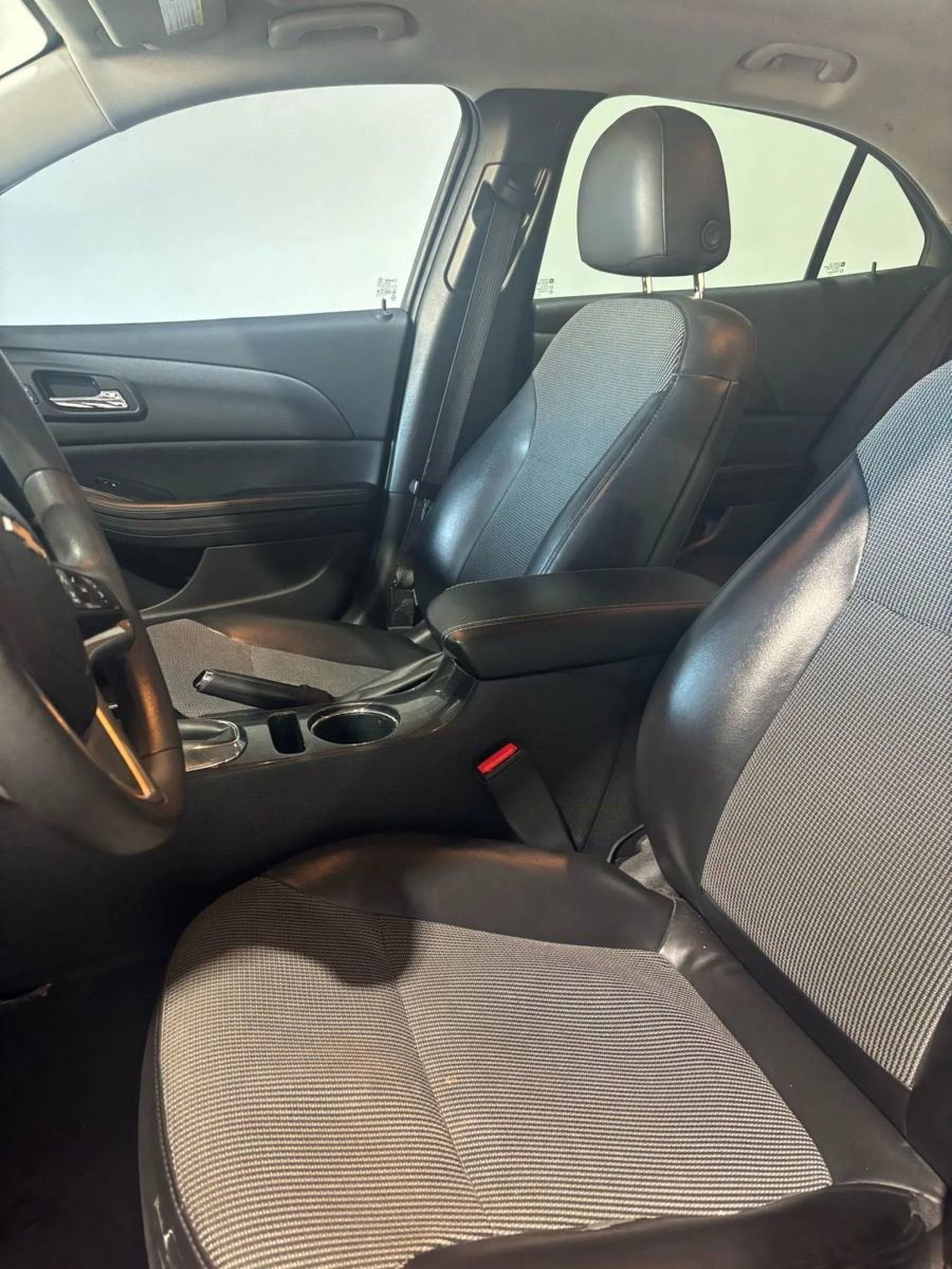 Used 2016 Chevrolet Malibu LT w/ Power Convenience Package image 12