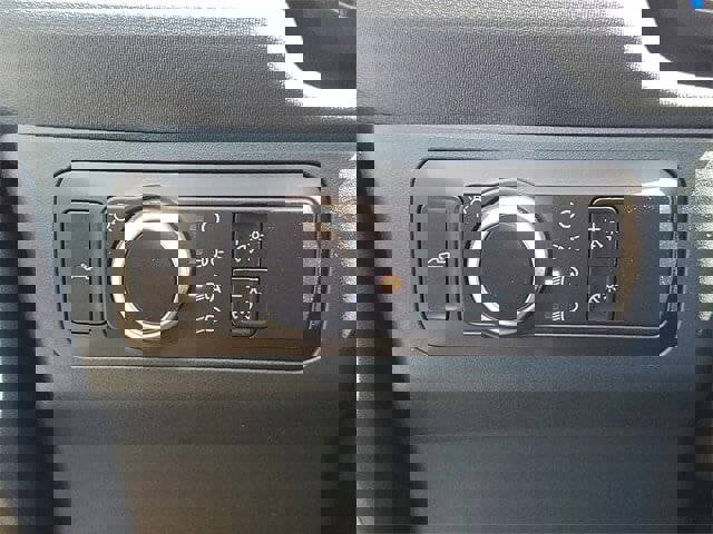 New 2025 Ford Maverick Lariat image 16