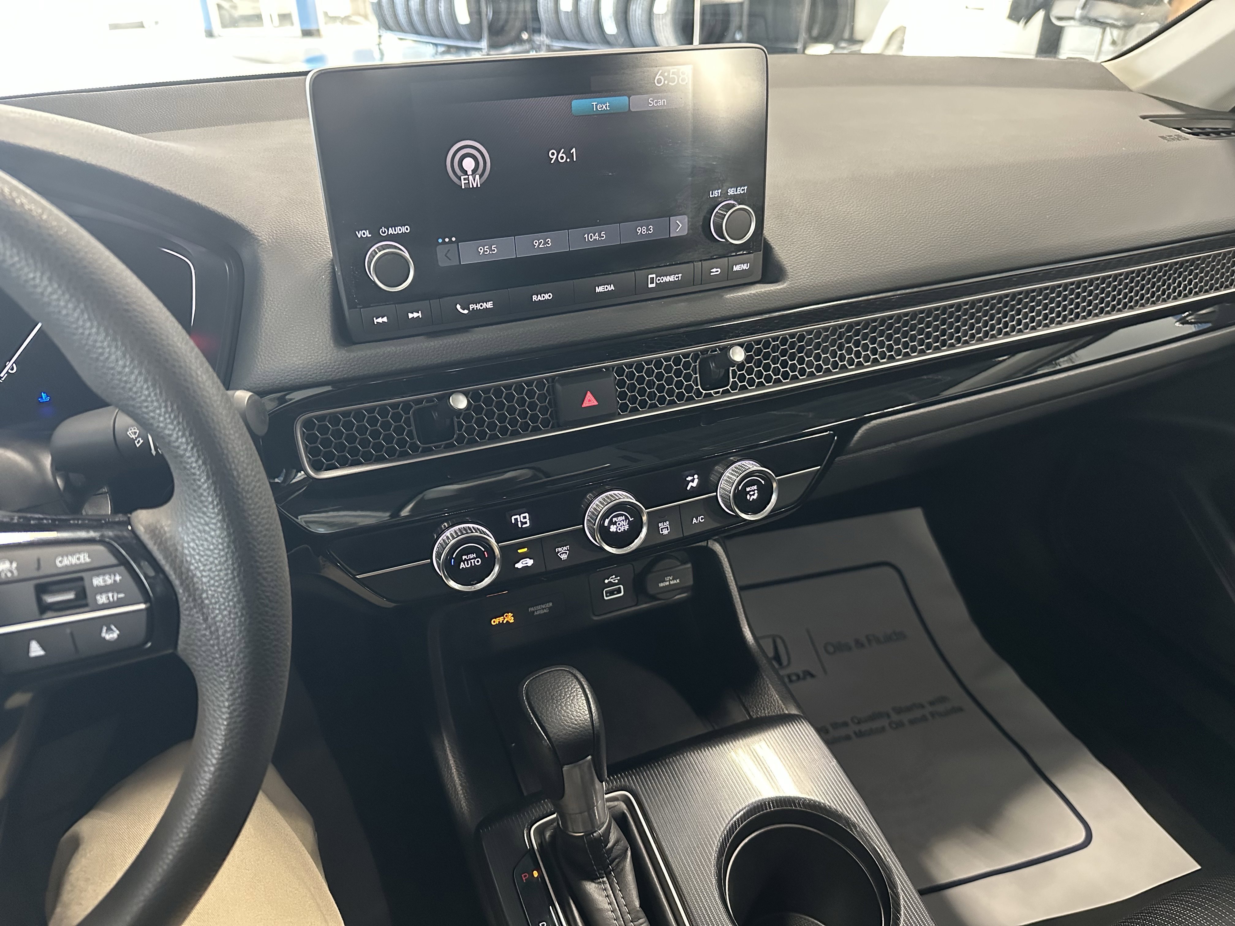 Used 2023 Honda Civic LX image 10