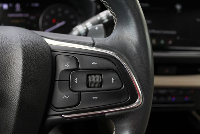Used 2022 Buick Envision Avenir w/ Technology Package II FWD image 11