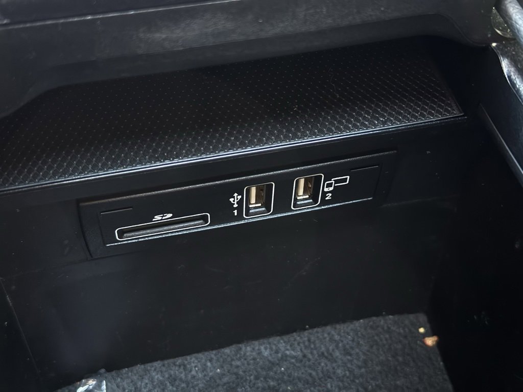 Used 2019 Mercedes-Benz G 550 image 32