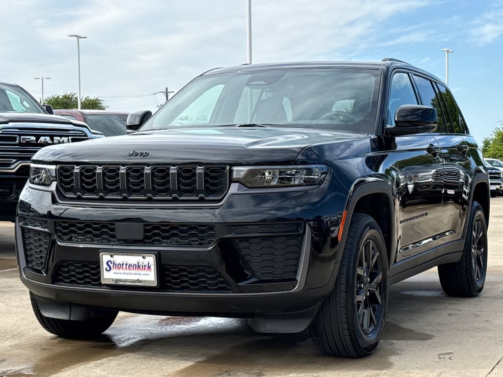 New 2026 Jeep Grand Cherokee Altitude AWD/4WD video 3