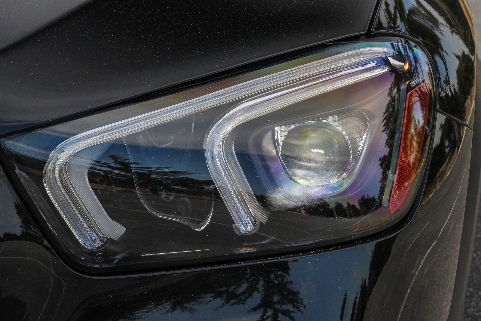 Certified 2021 Mercedes-Benz GLE 350 4MATIC w/ Premium Package image 5