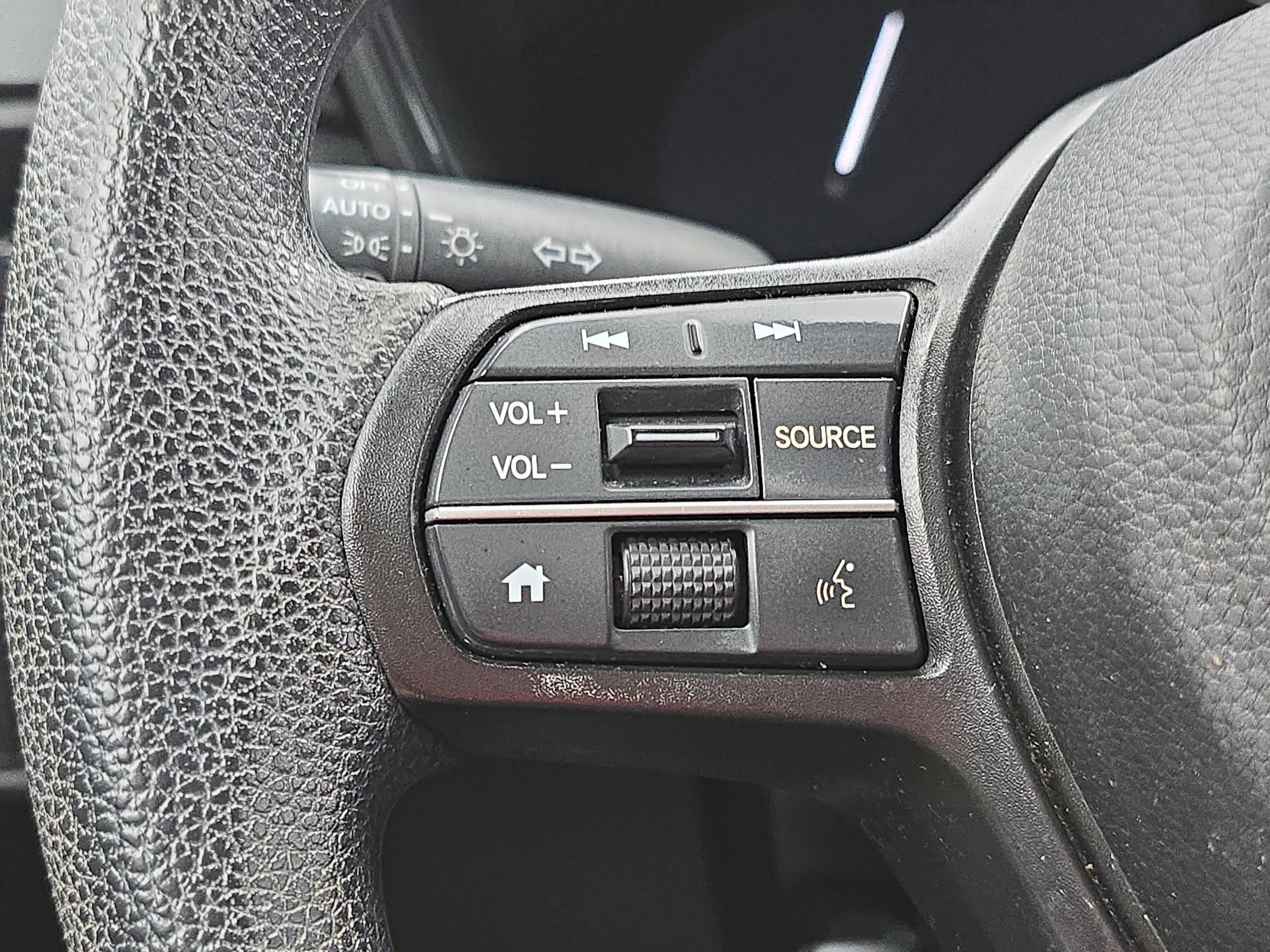 Used 2024 Honda CR-V EX image 16