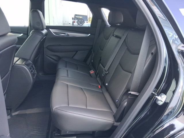 New 2026 Cadillac XT5 Luxury w/ LPO, Floor Liner Package image 21
