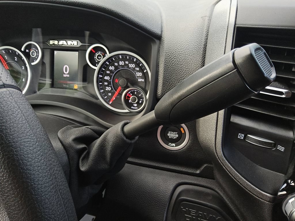 New 2026 RAM 2500 Tradesman AWD/4WD image 31