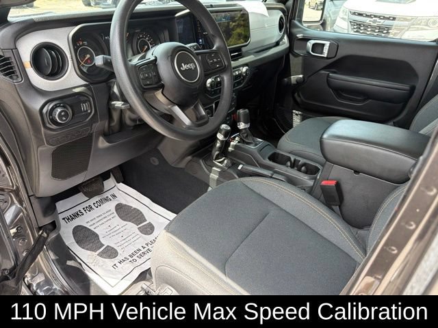 Used 2024 Jeep Gladiator Sport AWD/4WD image 18