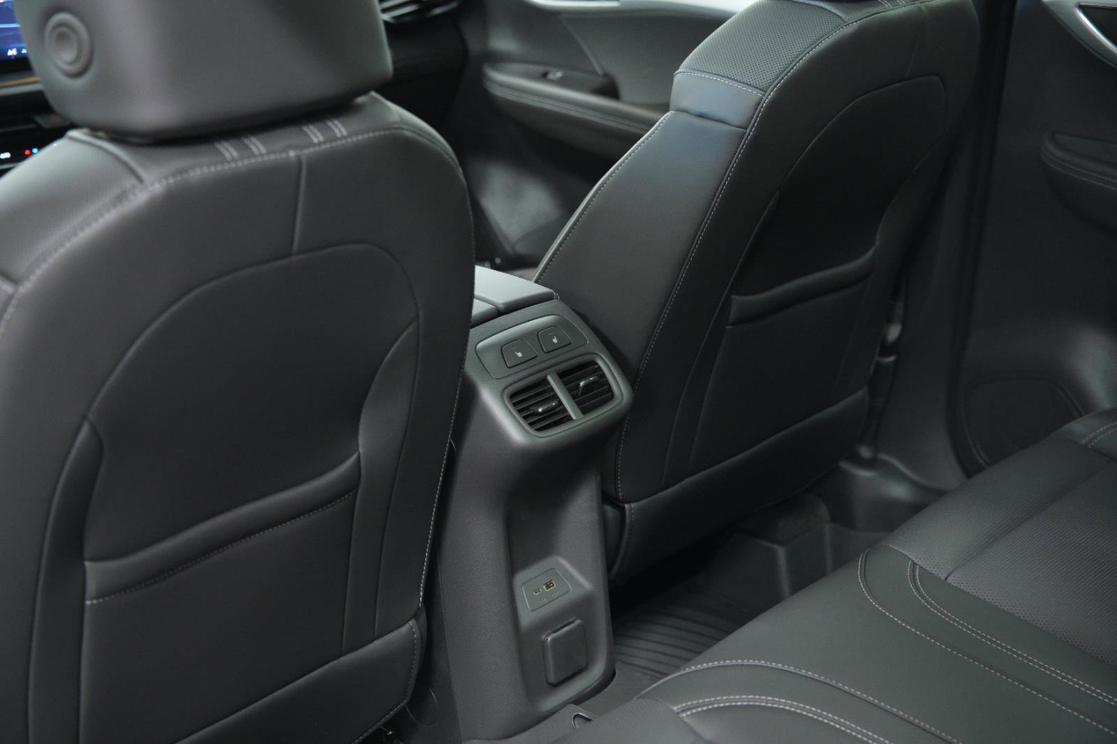 New 2026 Buick Envision Avenir image 23